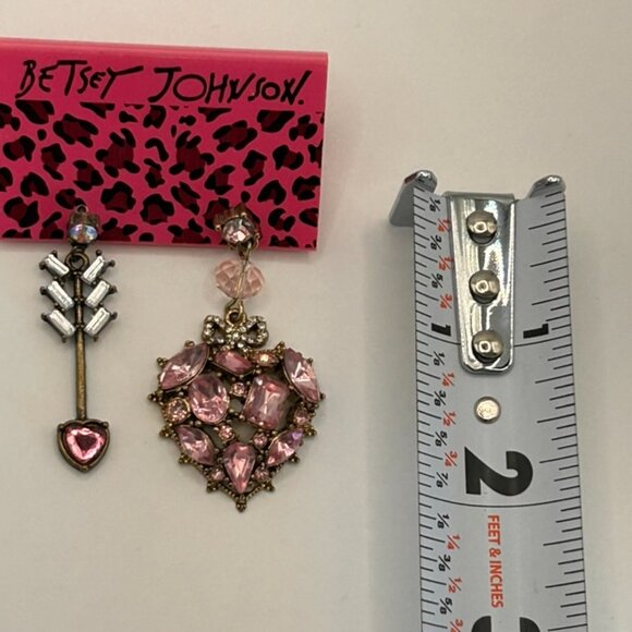 Betsey Johnson heart arrow rhinestone dangle earring set valentine love NWT - Picture 3 of 4
